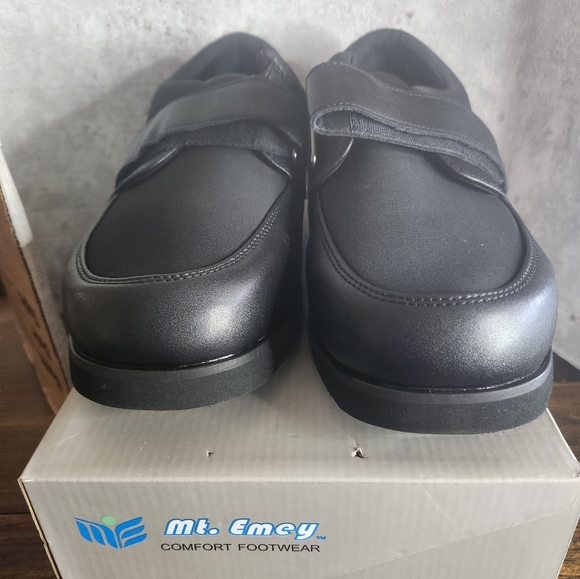 MT. EMEY MENS Bunion Edema shoes with strap size 12/4E, black , style 72… - Picture 7 of 9
